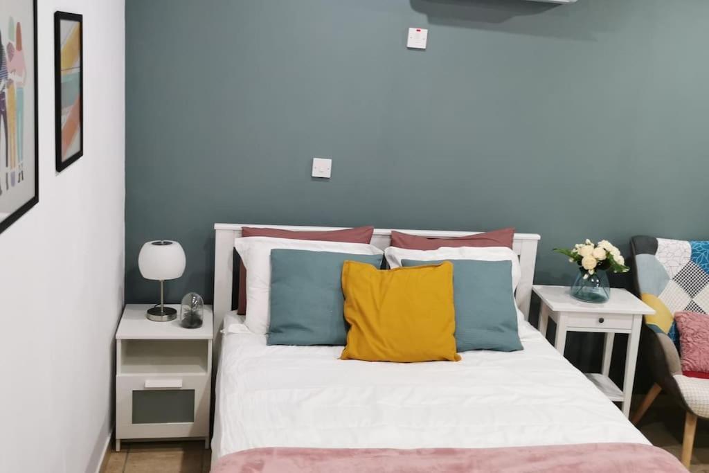 Pretty And Quiet Studio, With Wifi And Parking Limassol Exterior foto