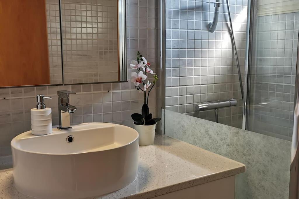 Pretty And Quiet Studio, With Wifi And Parking Limassol Exterior foto